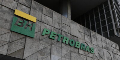 Petrobras (PETR4) recebe US$ 475 milhões da Equinor (E1QN34) por venda de bloco exploratório