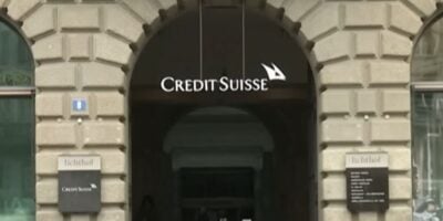 Credit Suisse (C1SU34) volta a lucrar no 1T22, com bilhões de francos suíços em títulos cancelados